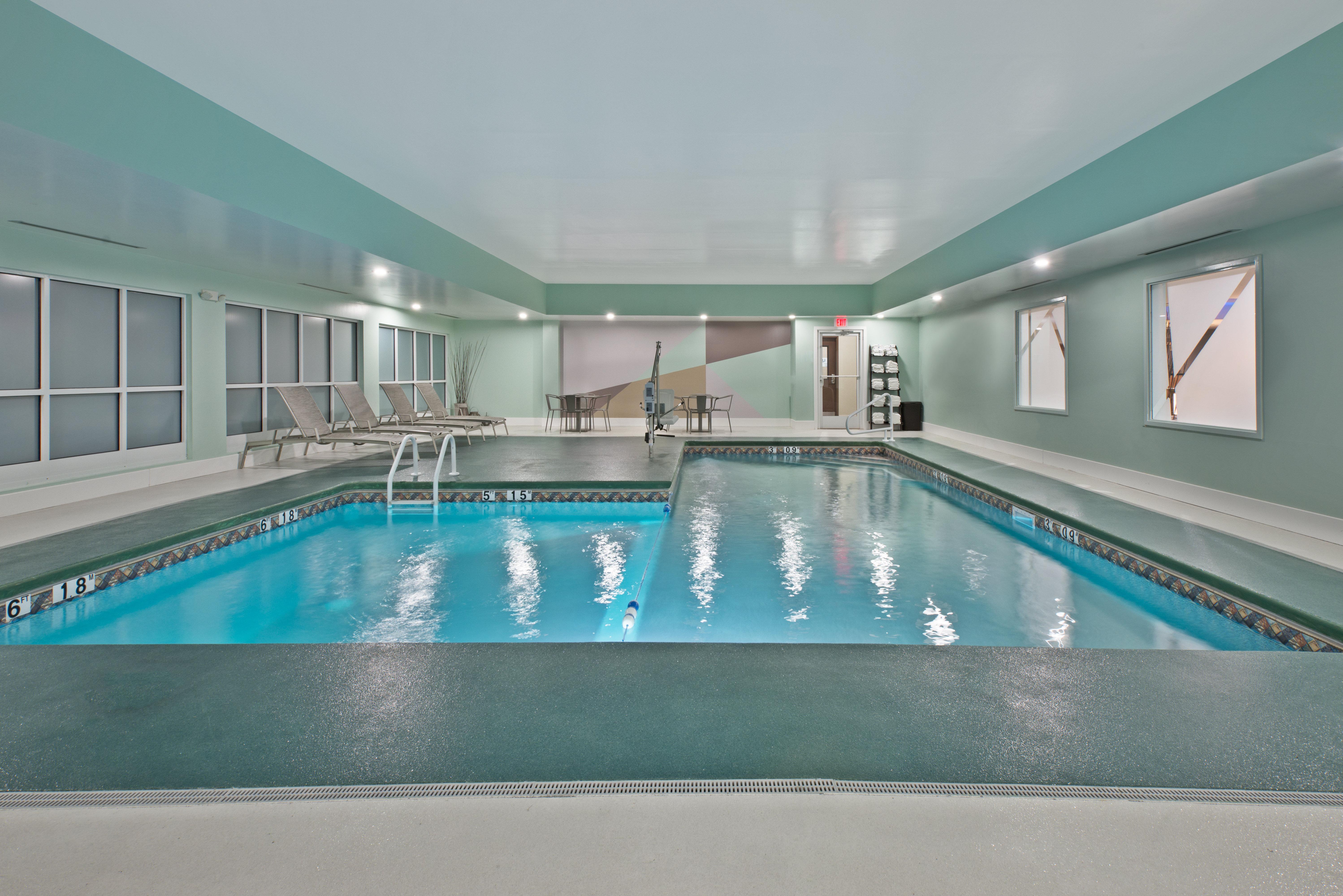 Holiday Inn Express & Suites New Cumberland By Ihg Eksteriør billede