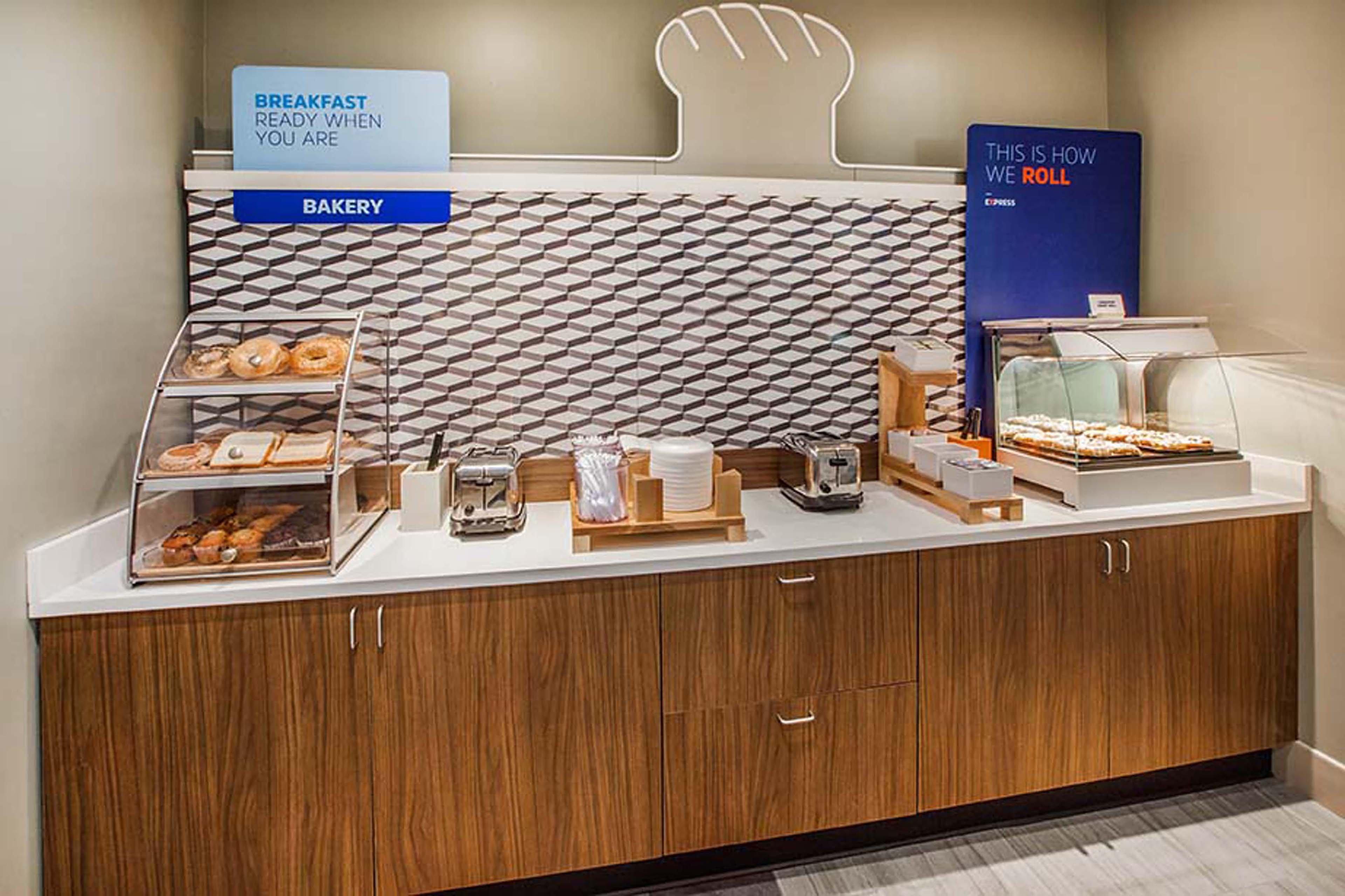 Holiday Inn Express & Suites New Cumberland By Ihg Eksteriør billede